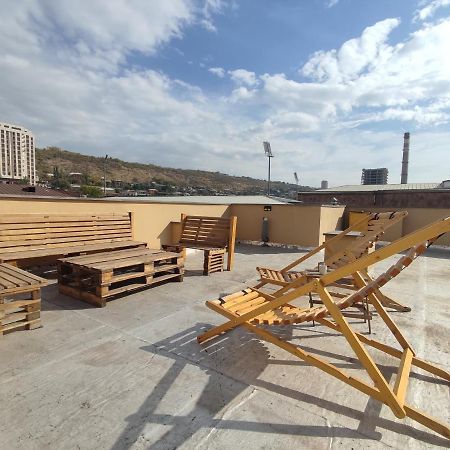 Ferienwohnung Tulip - 1BR - Self Checkin - Garden - BBQ - Netfli# Erivan Exterior foto